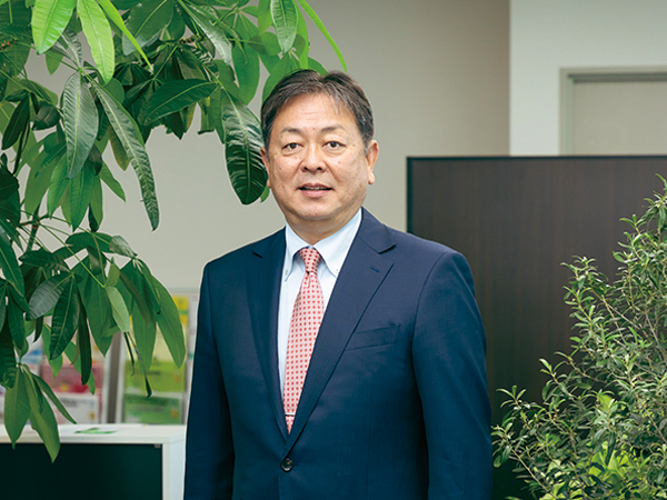 伊勢支店営業 西岡秀敏