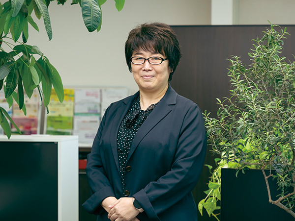 業務統括部・伊勢支店(兼務) 小山田美和