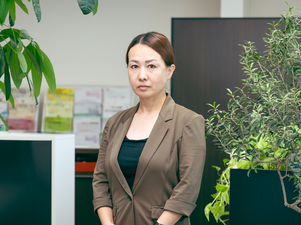 津支店/営業 新垣 みのり